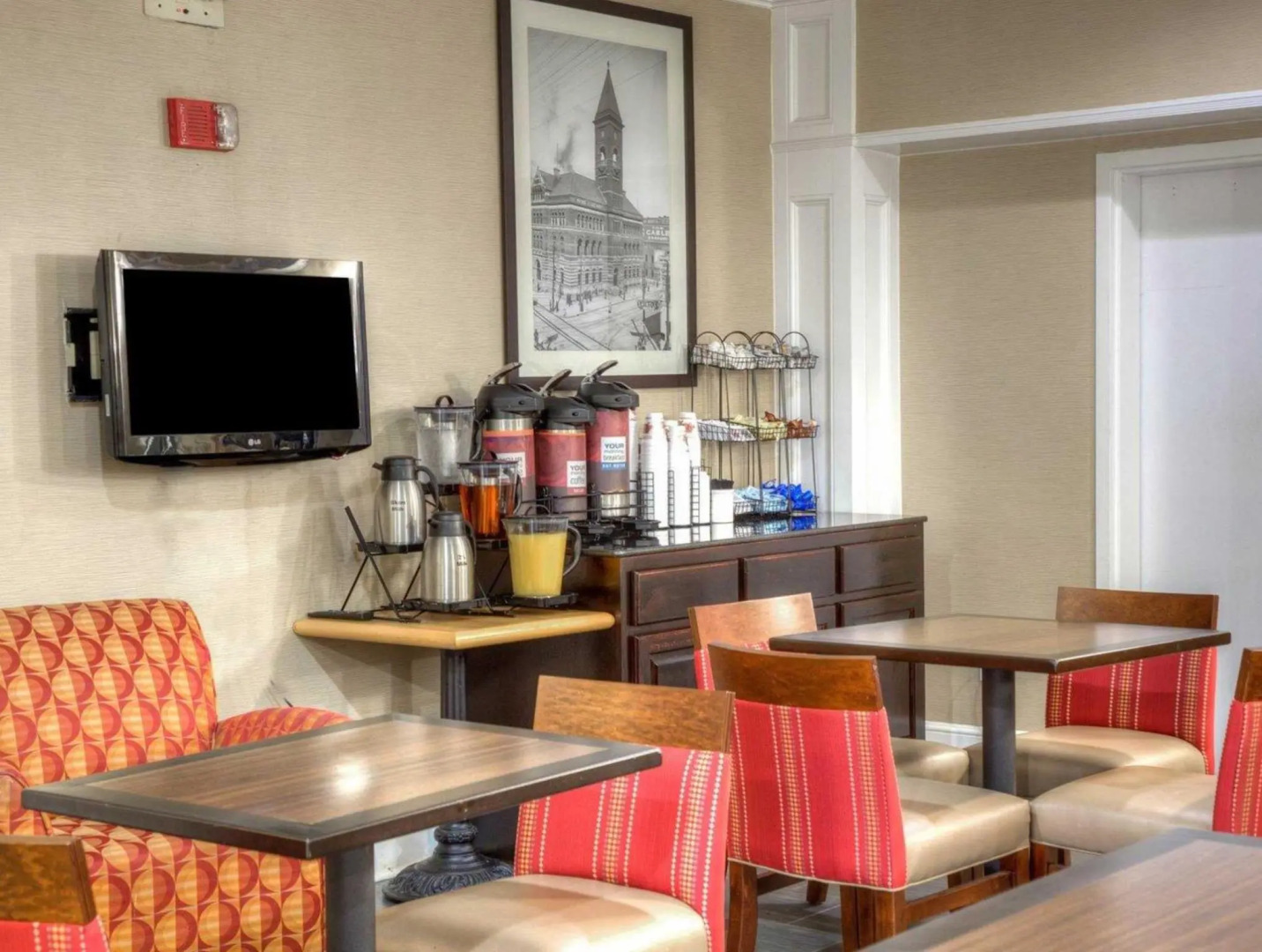 ministers kourt hotel