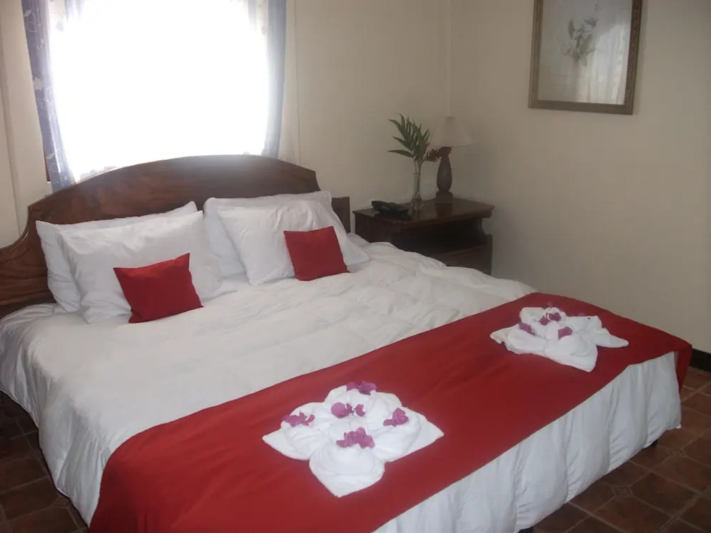 La Catalina Hotel and Suites