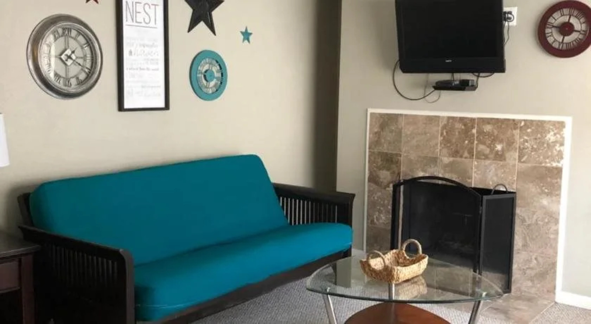 Anchorage Uptown Suites