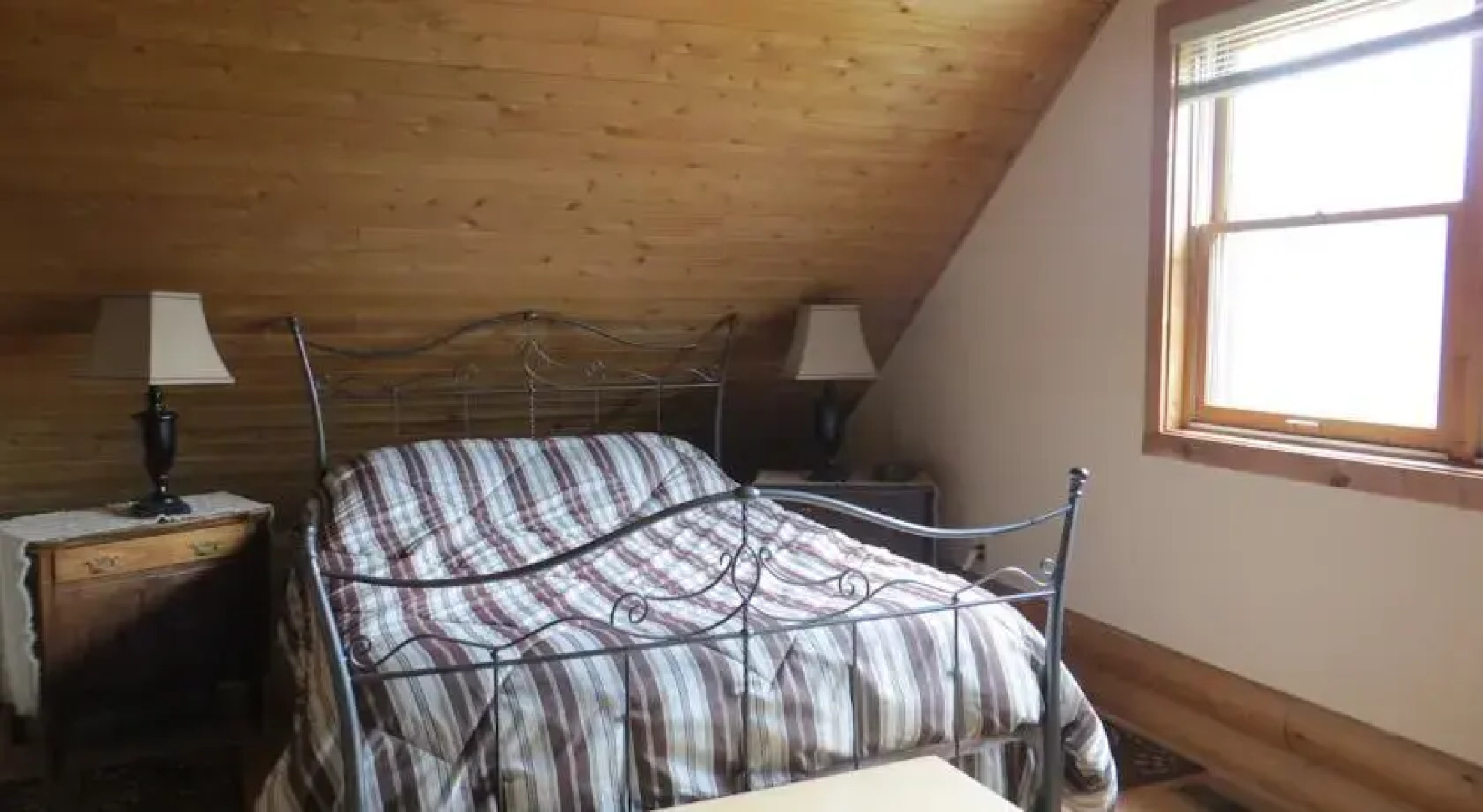 Bed & Breakfast at Chesley Lake