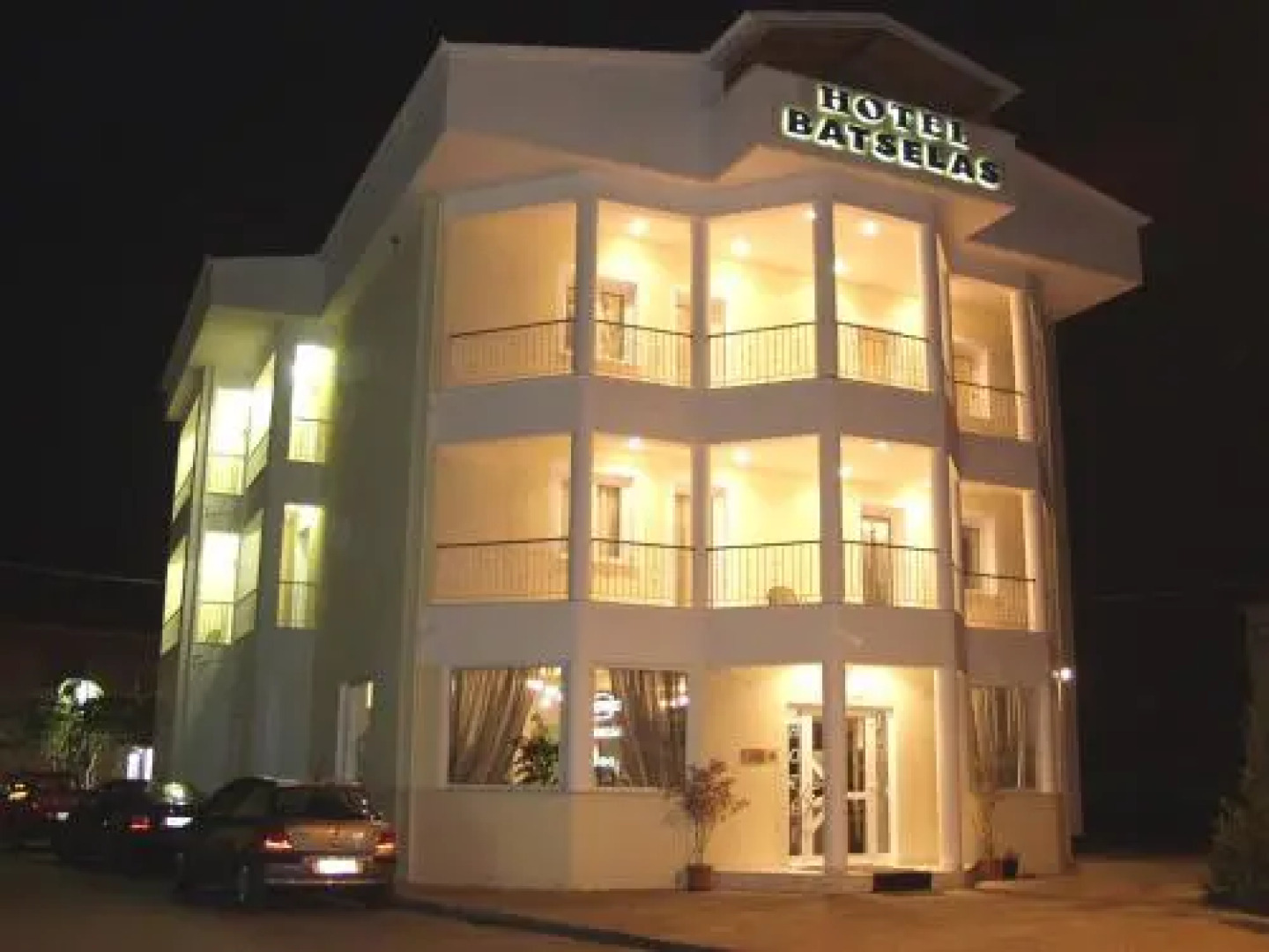 Batselas Traditional Hotel