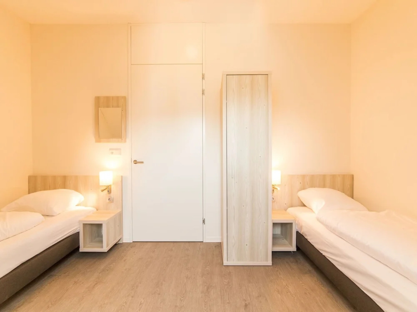 Modern Apartment, Just 4 km. From Maastricht