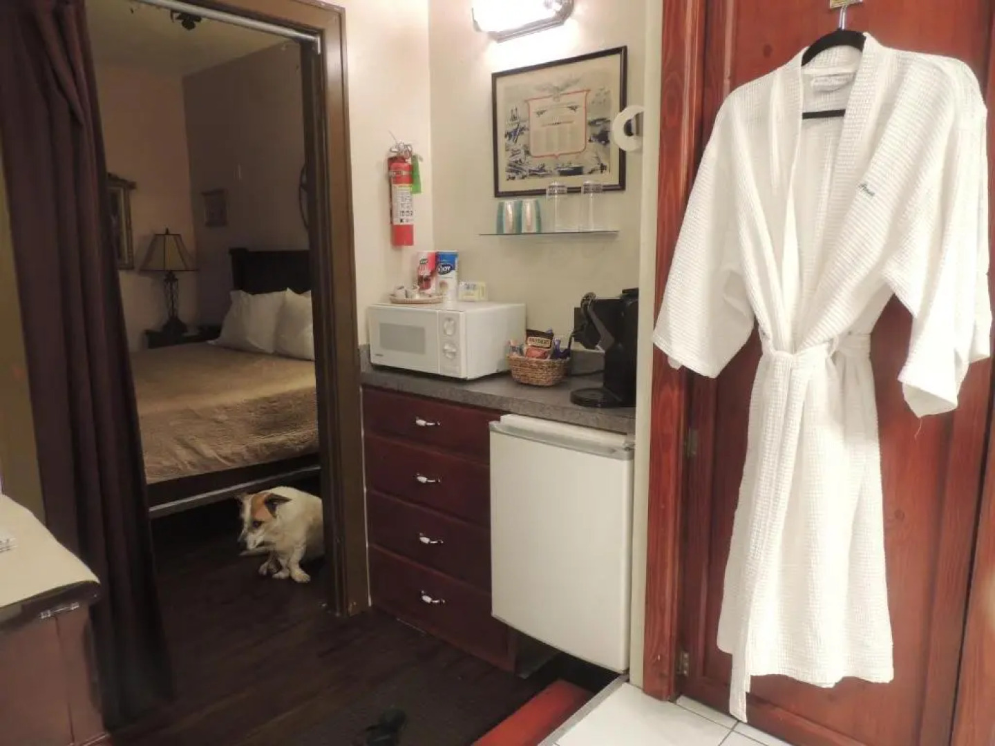 The Whispering Pines Inn Bed & Breakfast