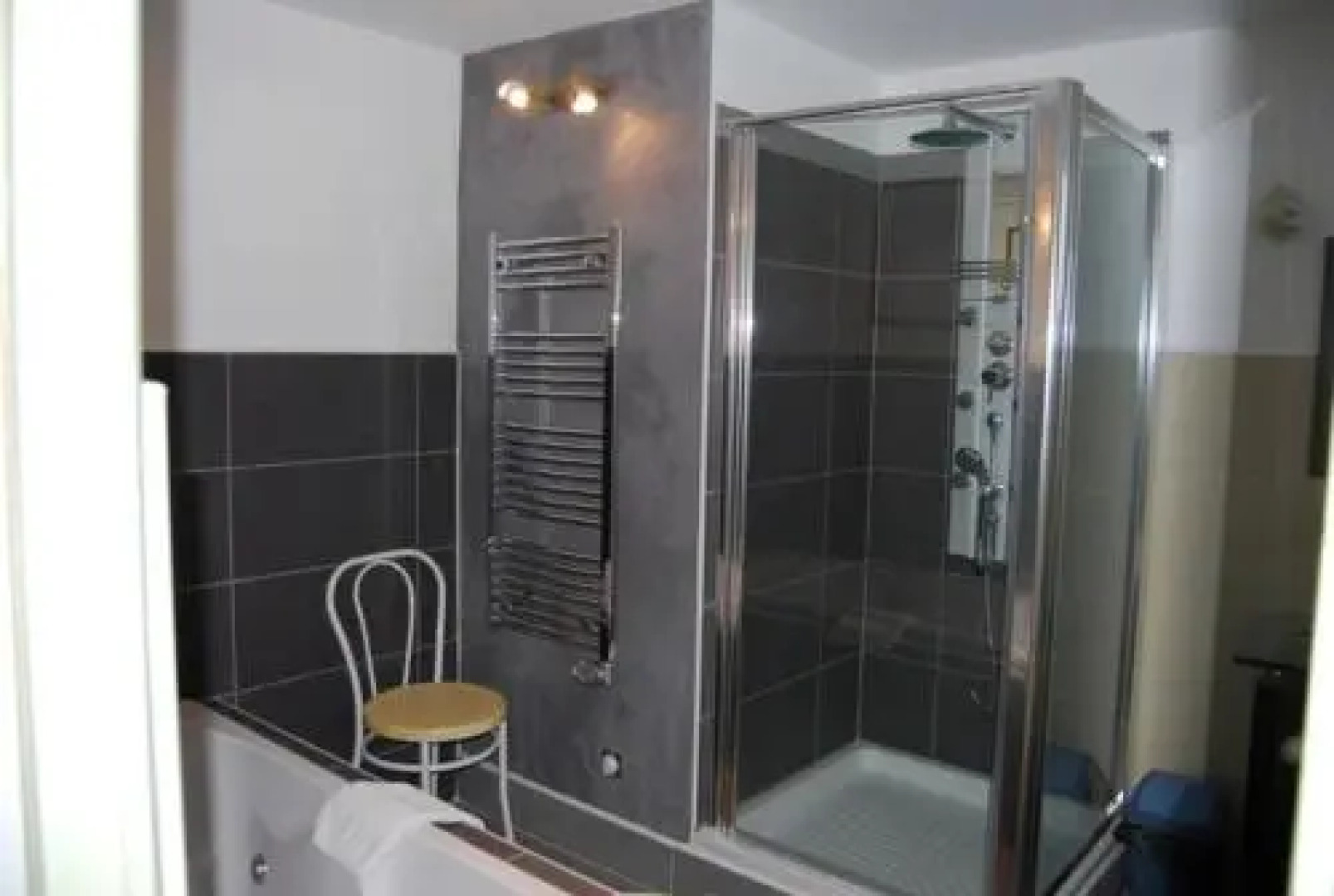 Le Domaine du Mongade by Popinns