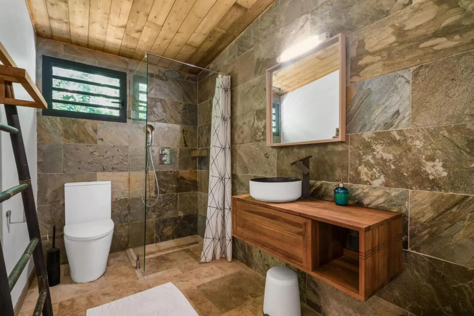 Villa Latitude 14.54 : 4 ch, piscine, vue mer, spot de kitesurf