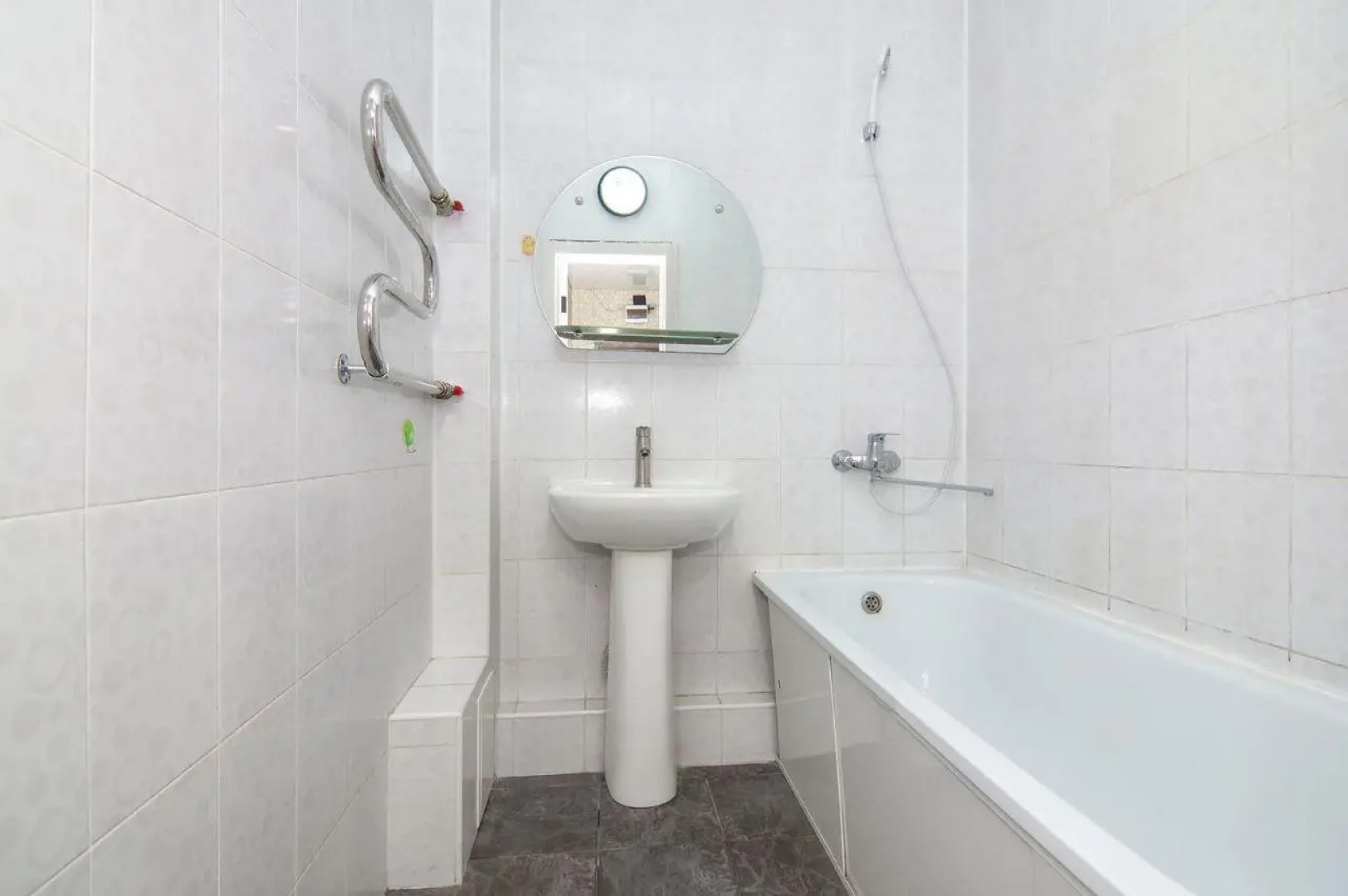 Family Apartments (Фэмили Апартментс) на улице Восточно-Кругликовская 18