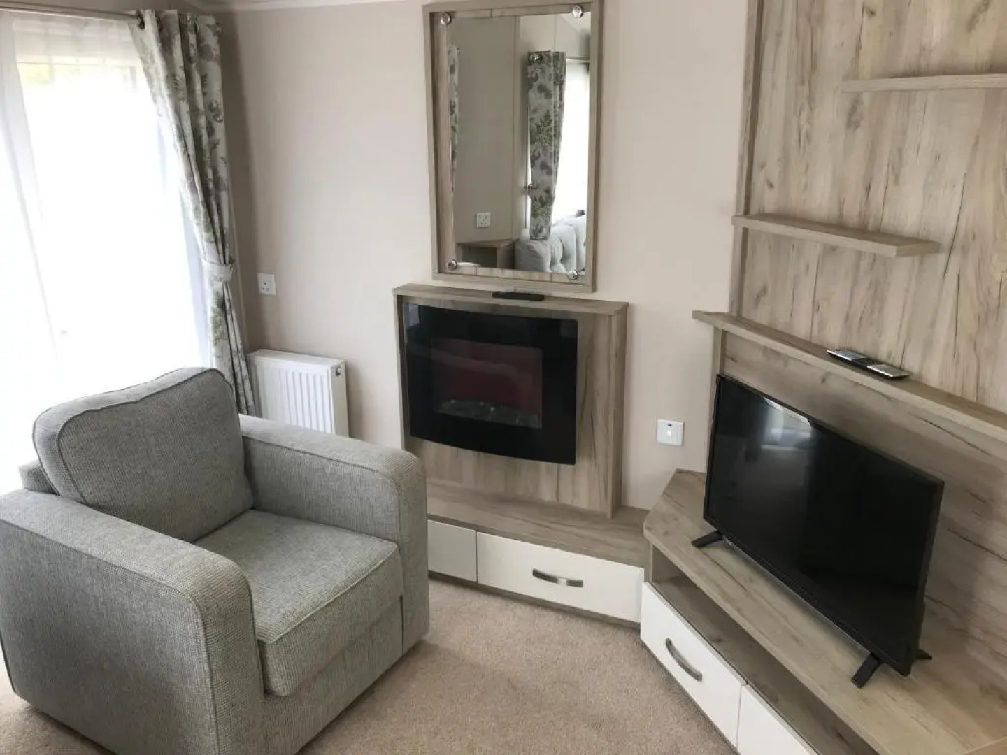 Luxury 3 Bedroom Caravan MC37, Shanklin, Isle of Wight