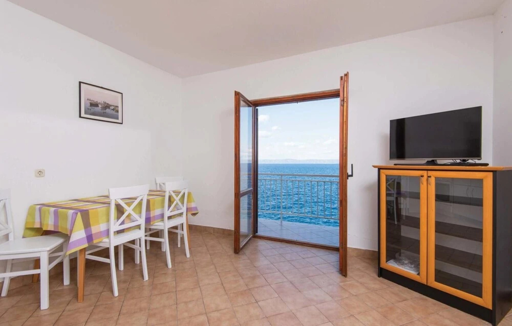 Beautiful Home in Prigradica With Wifi and 7 Bedrooms