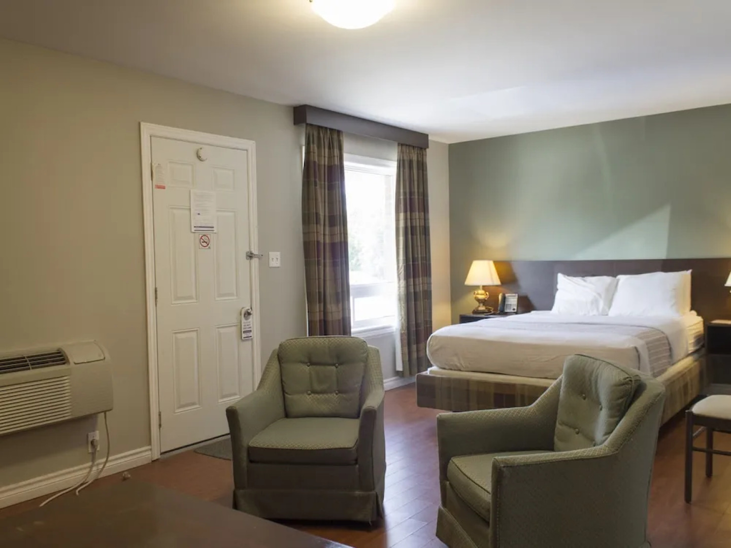 Leelas Villa Inn Flesherton