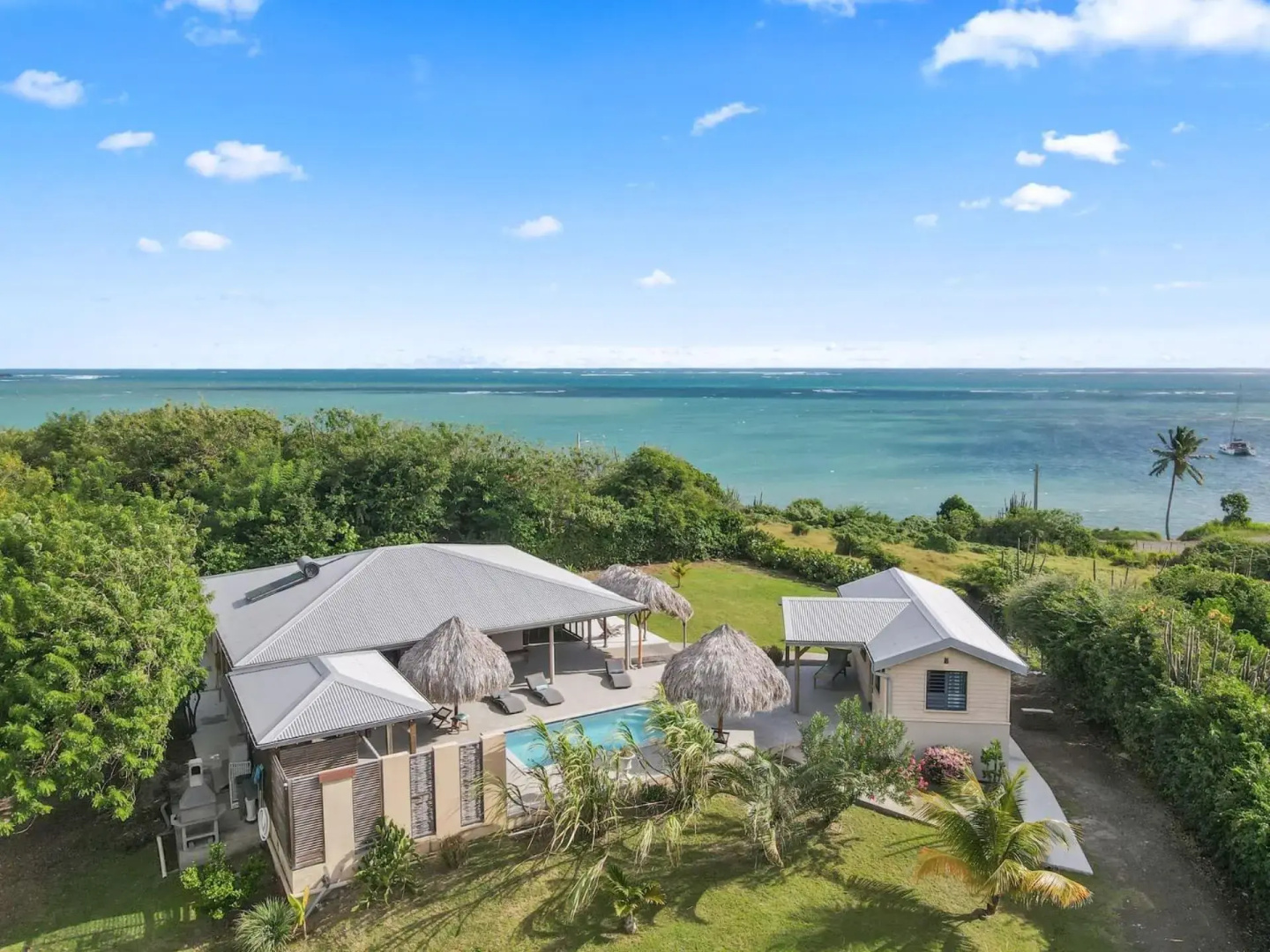 Villa Latitude 14.54 : 4 ch, piscine, vue mer, spot de kitesurf