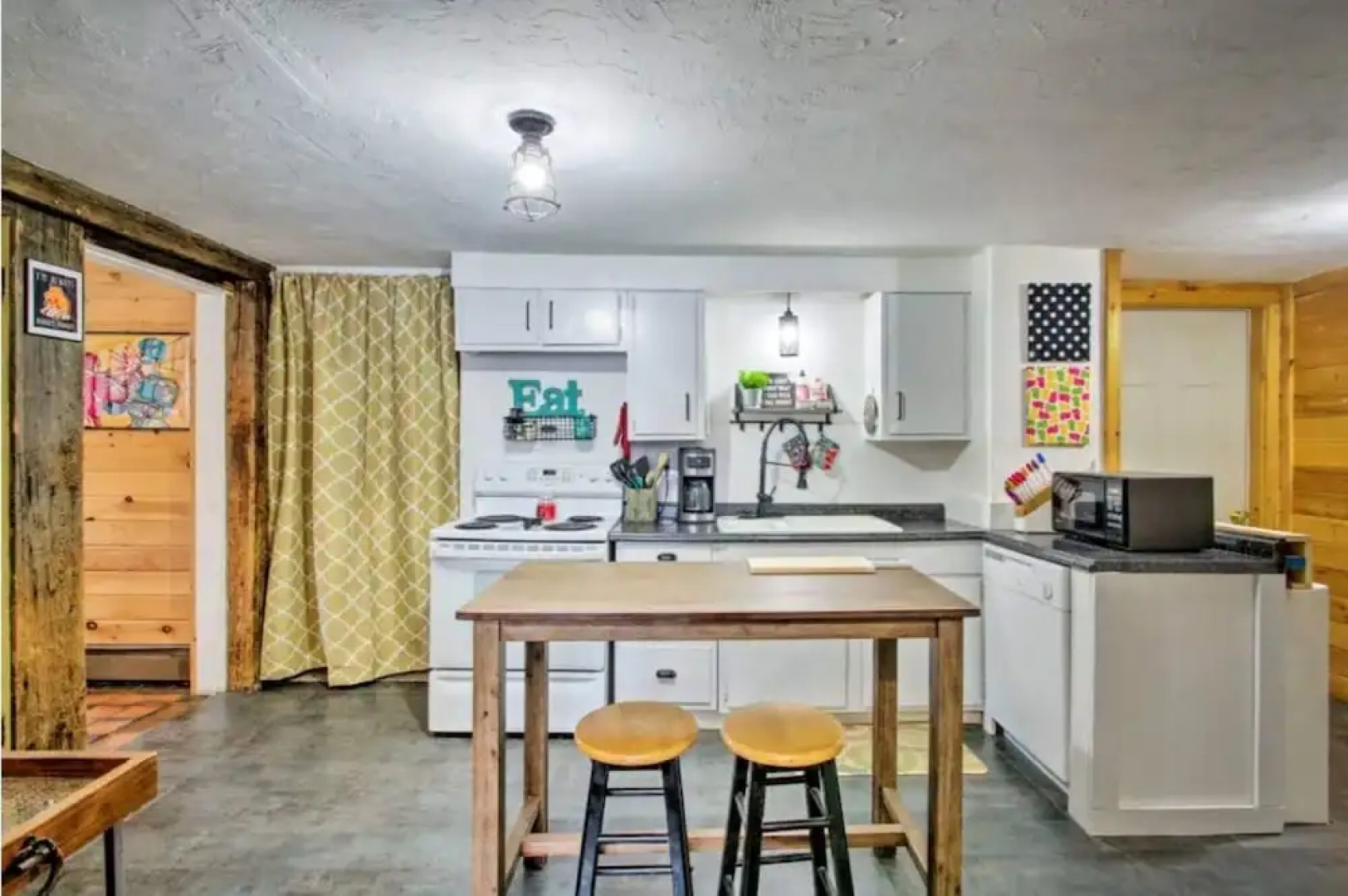 Autumn Leaves, Winter Skis & Board Games: A North