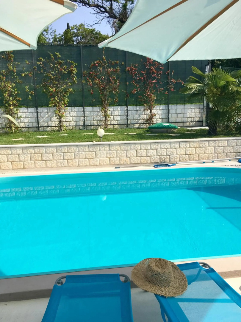 Sweet Apartment With Private Pool Lori Ankaran