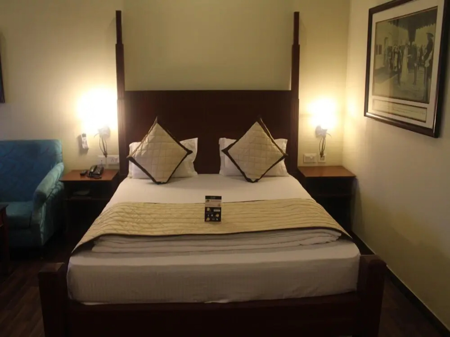 OYO 3010 Chanakya BNR Hotel