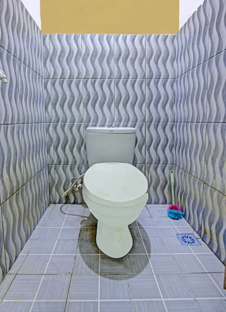 OYO 90476 Iksan Homestay Syariah