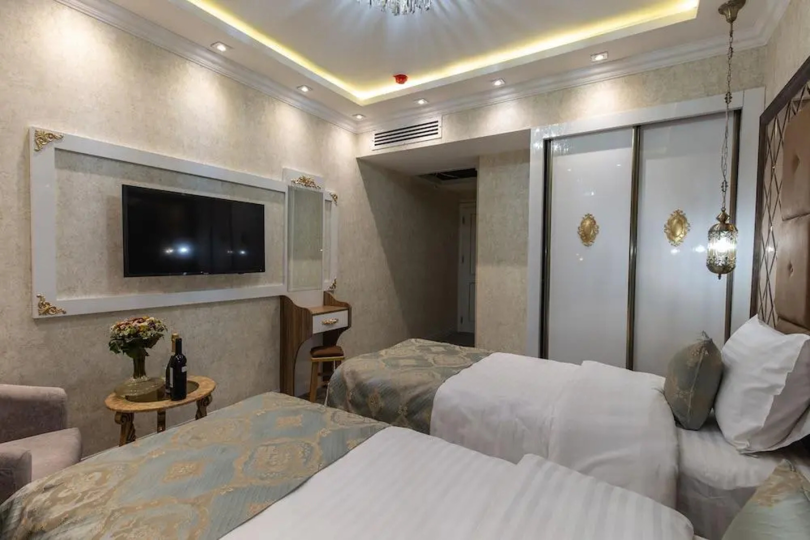 Отель Aqua Liberty