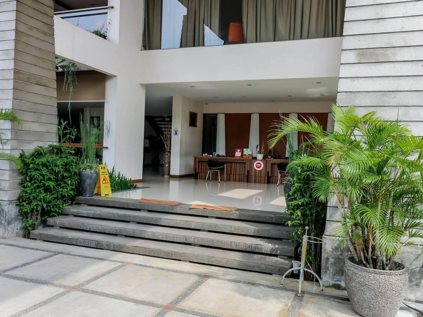 Papyrus Tropical Hotel