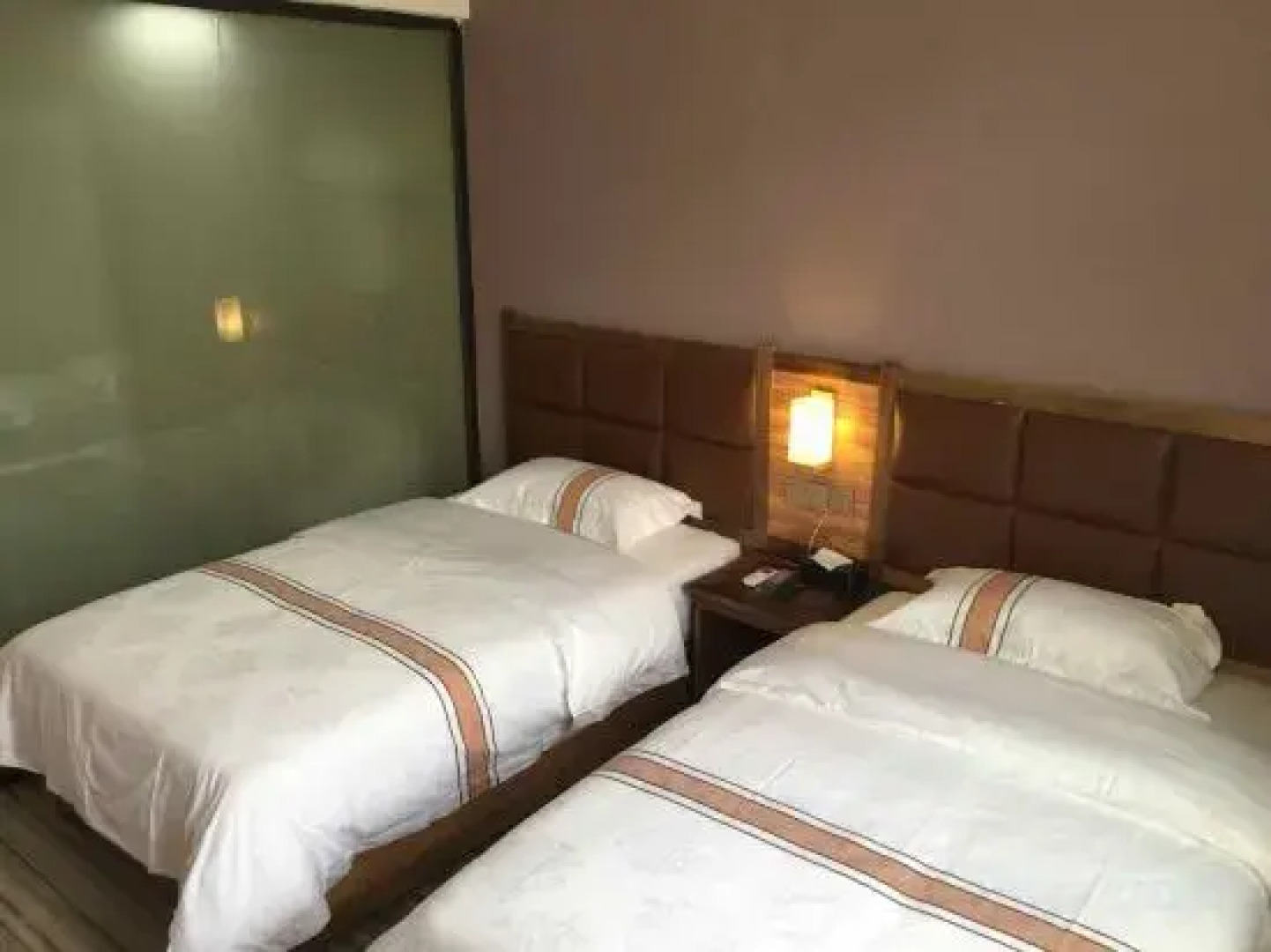 Aiwu Inn Daxin County Detian Waterfall