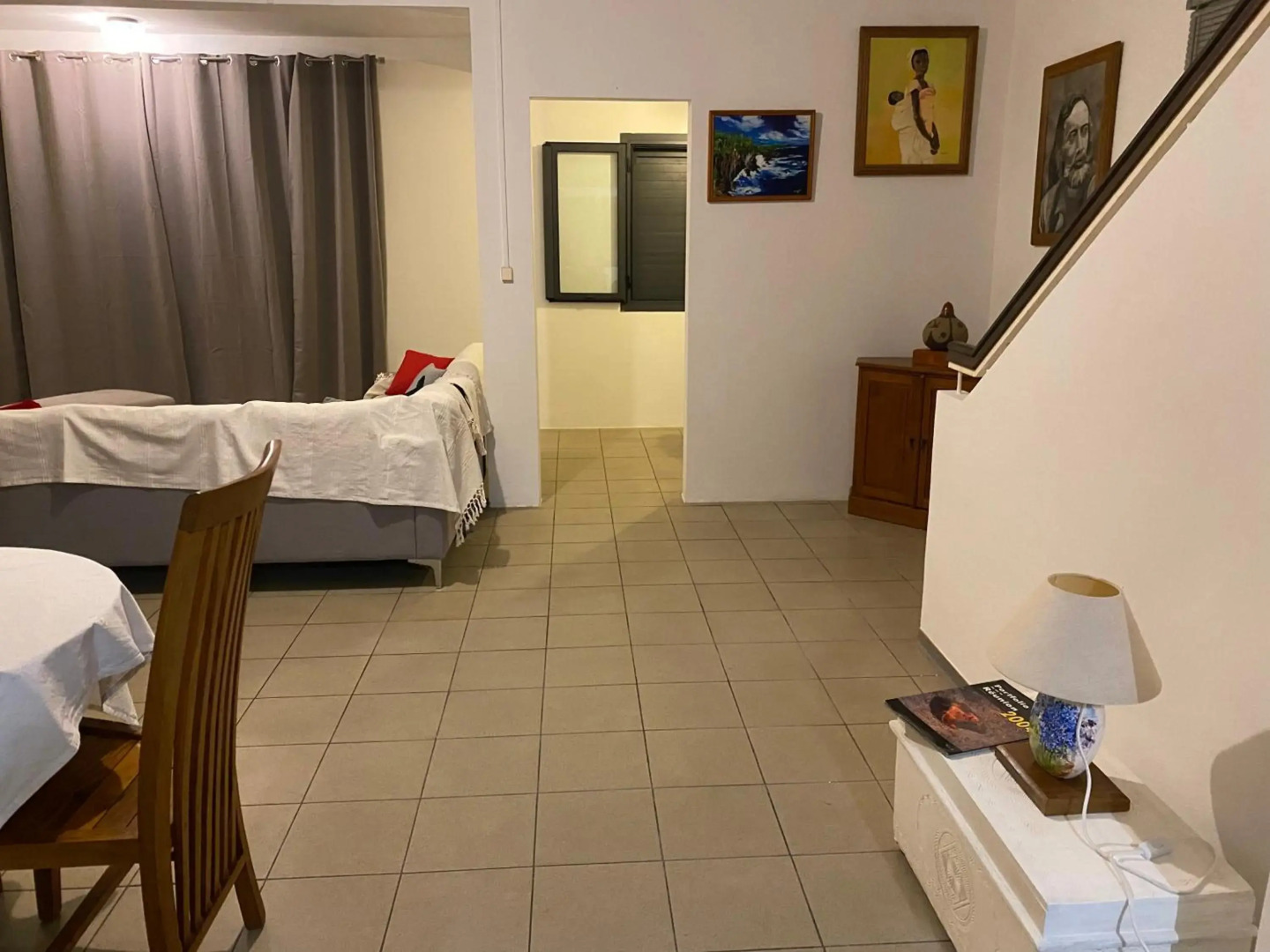 La Kaz Paille en Queue, Magnifique Villa F5 récemment rénovée avec piscine et Jacuzzi sur La Possession