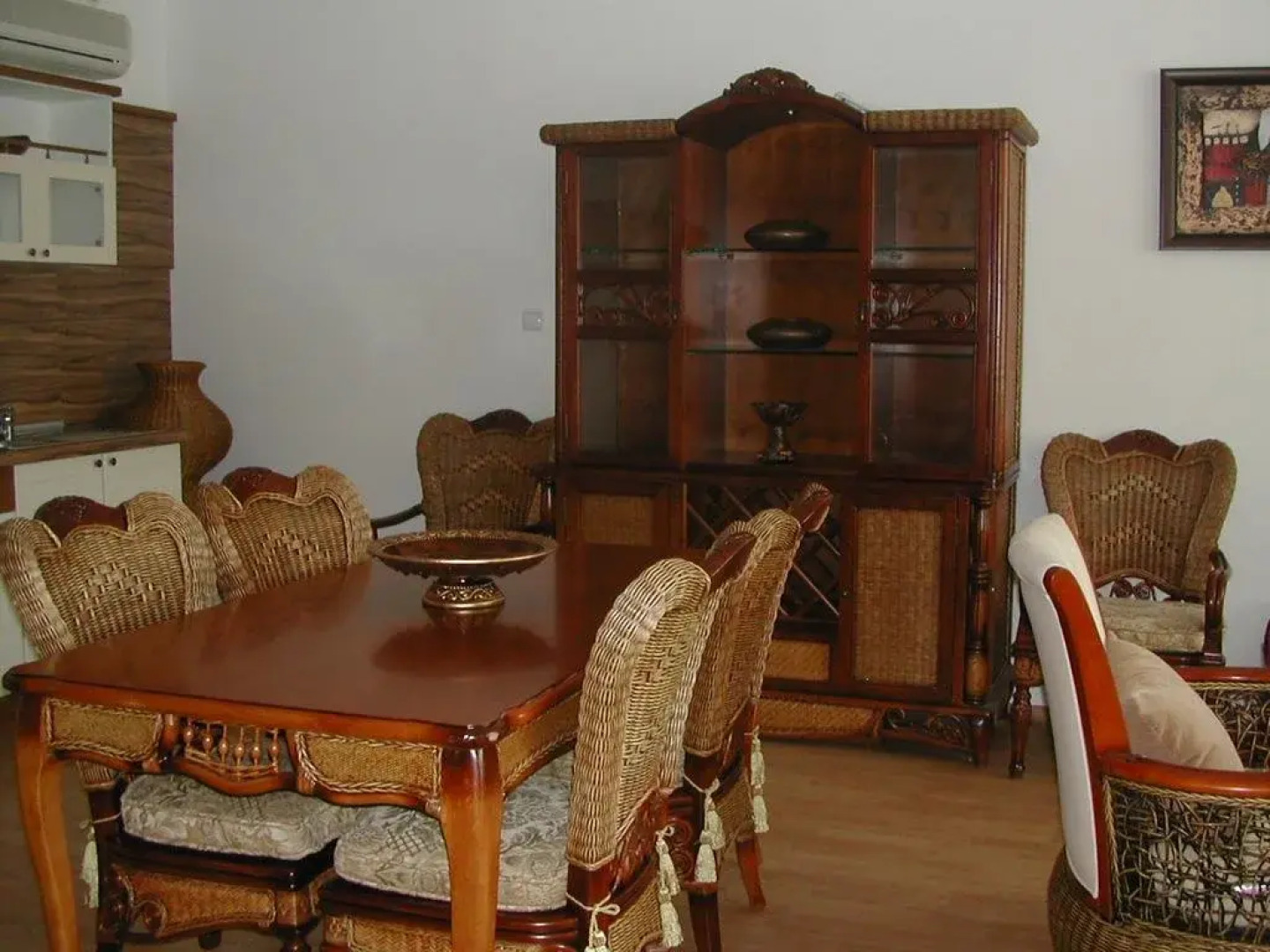 Oasis Suites Apartments and Studios