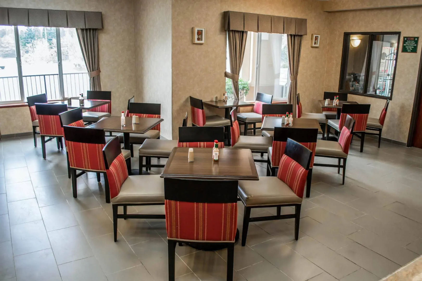 Comfort Suites Portland Southwest