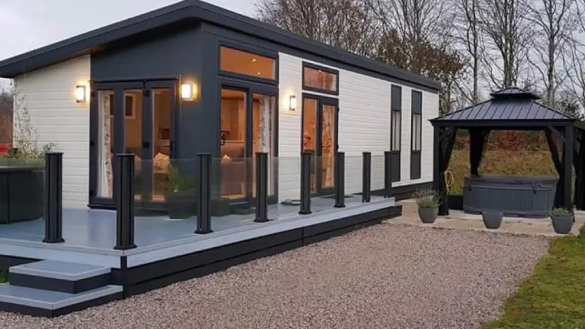 Silverdale Lodge Hot Tub & Wifi