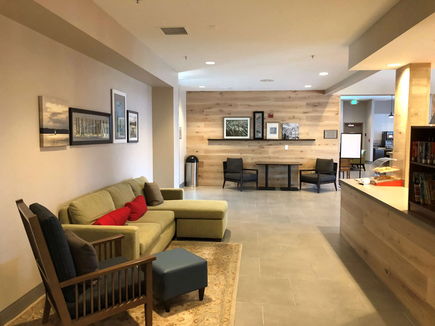 Country Inn & Suites by Radisson, San Jose International Airport, CA
