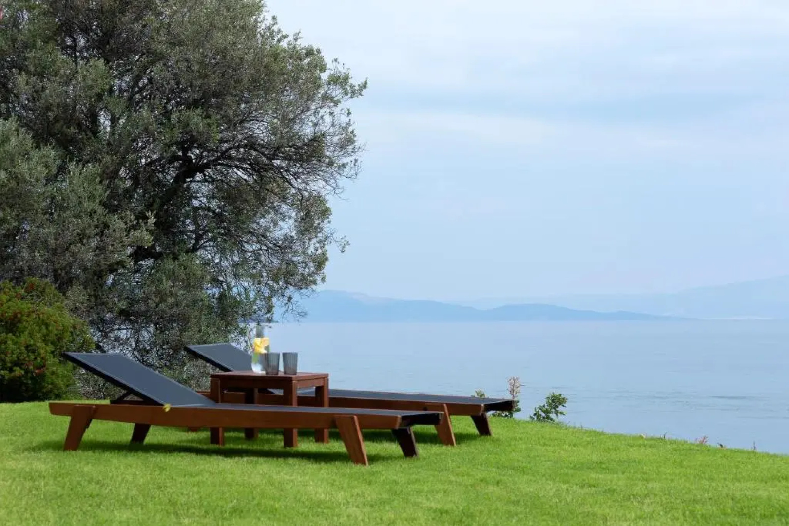 Lichnos Luxury Suites