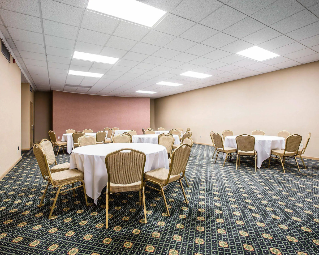 Quality Inn & Suites - Greensboro-High Point