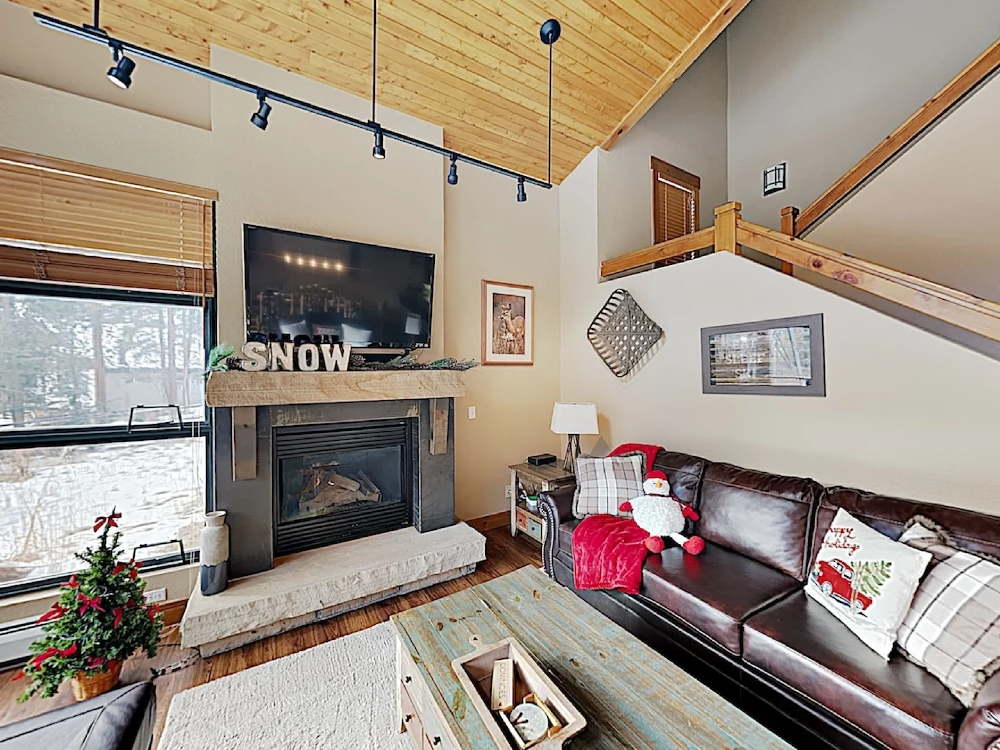 New Listing! Alpine Getaway W/ Deck, Near Skiing 3 Bedroom Home