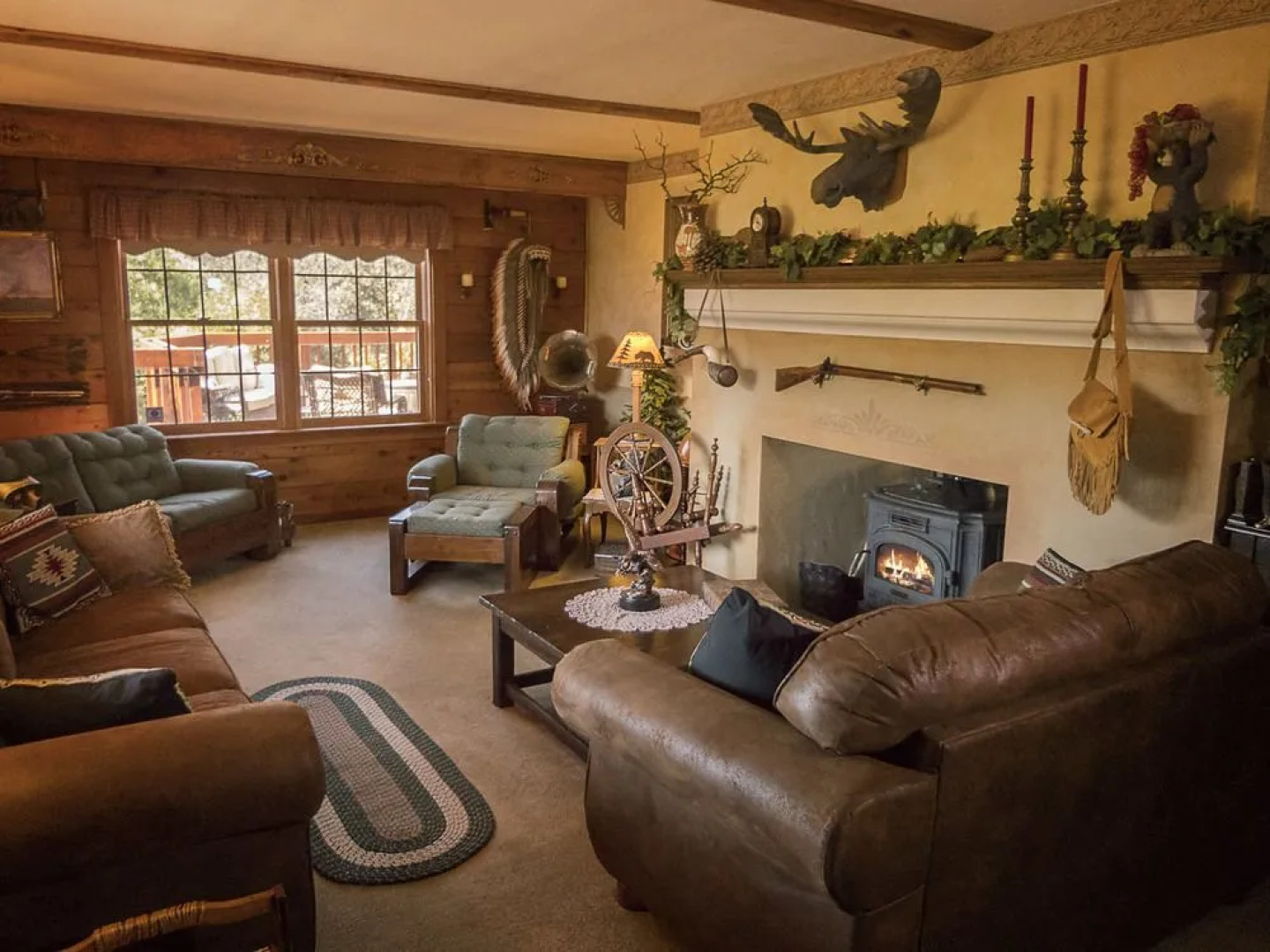 The Log House Lodge Bed & Breakfast