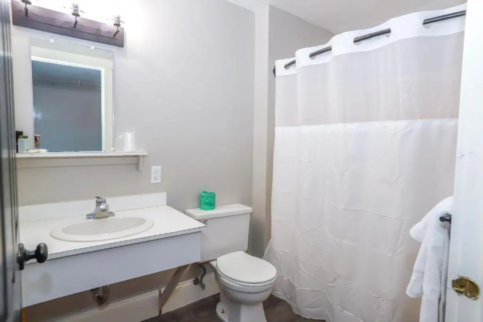 Gunstock Inn & Suites