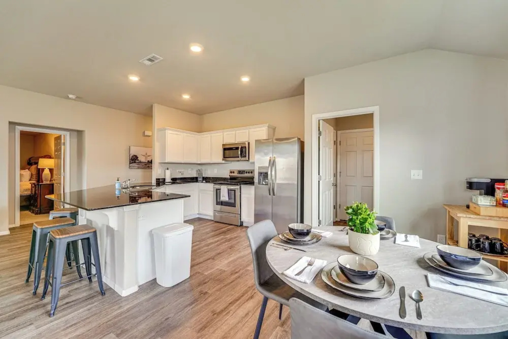 2 Mi to Dtwn: Siloam Springs Home w/ Fire Pit