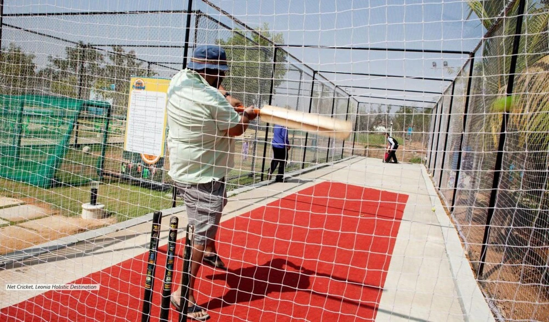 Lagoon Bay at Leonia Hotel