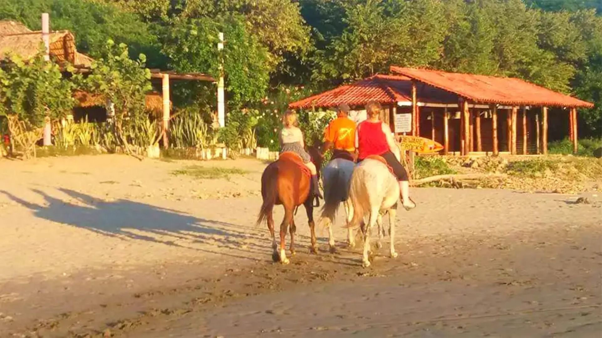 Playa Hermosa Eco Resort