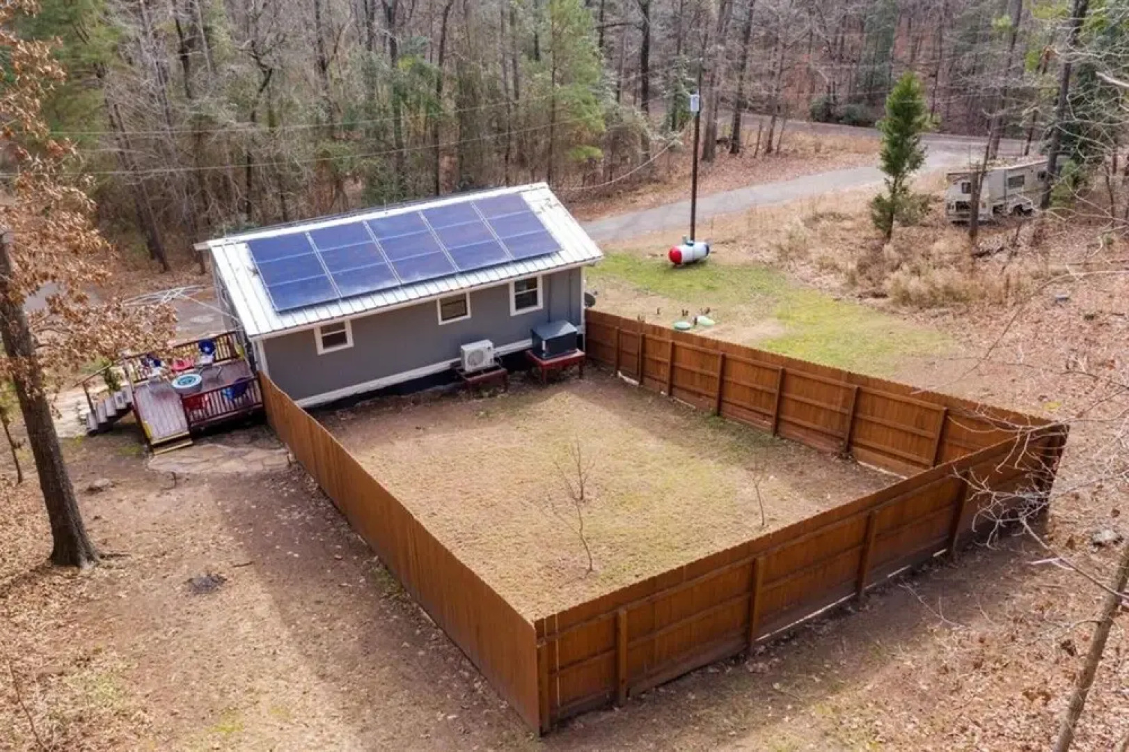Blue Bonnet's Cabin Nestled in Nature