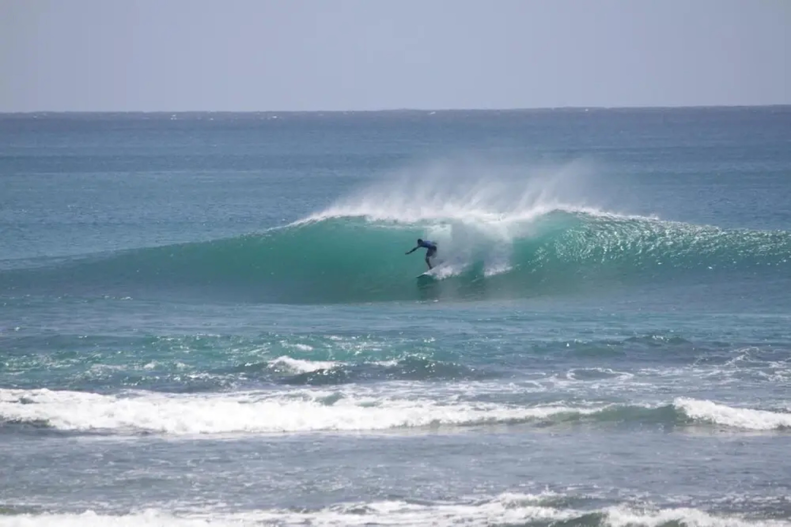 Krui Surf Camp Hotel Mutiara Alam Zandino