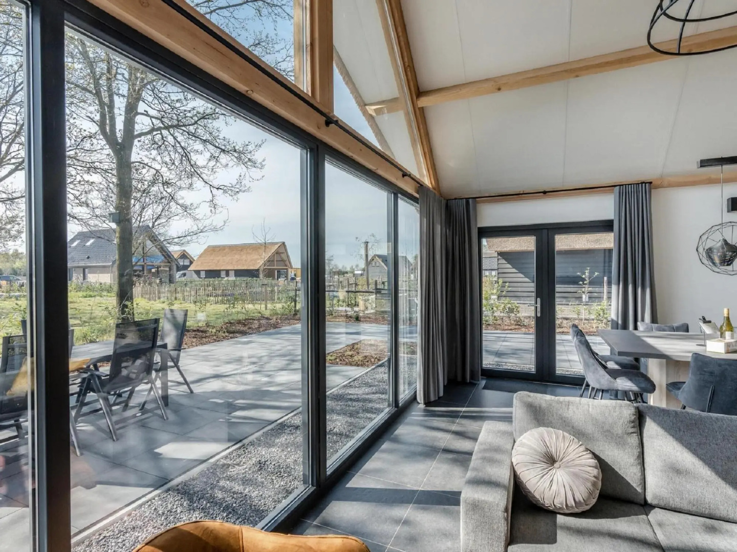 Beautiful house with air conditioning in a holiday park in Brabant