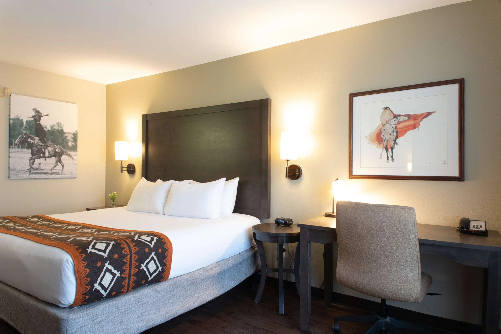 Oxford Suites Pendleton