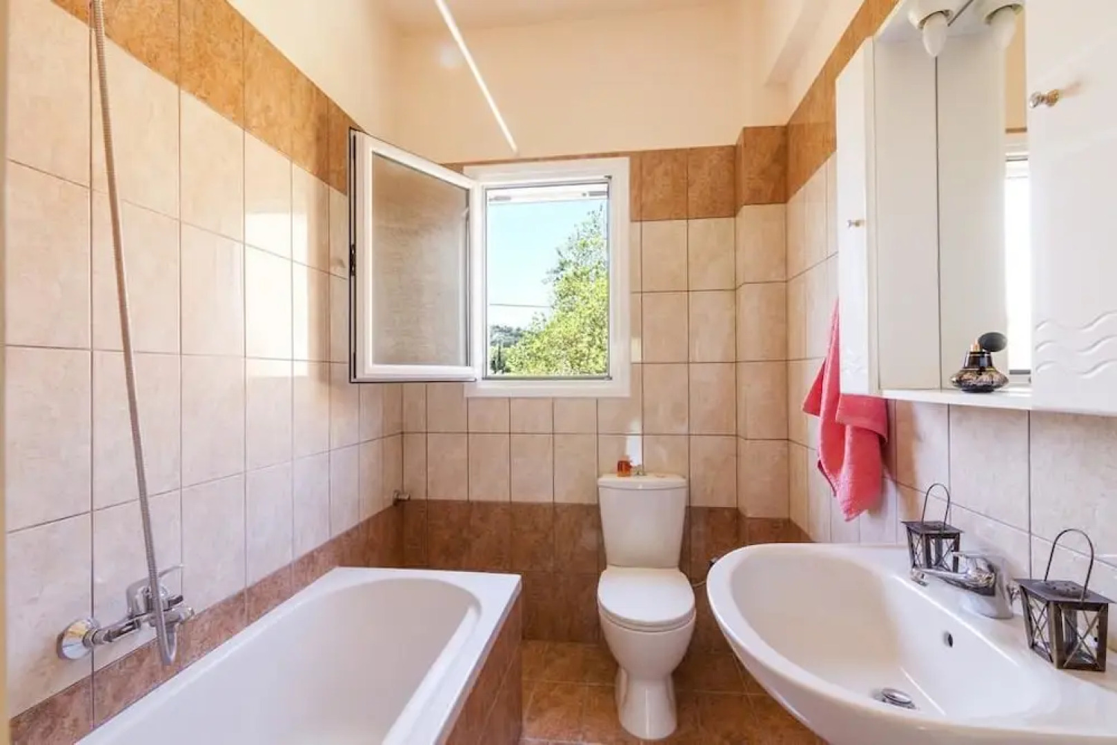 Georgia's Corfu Apartment