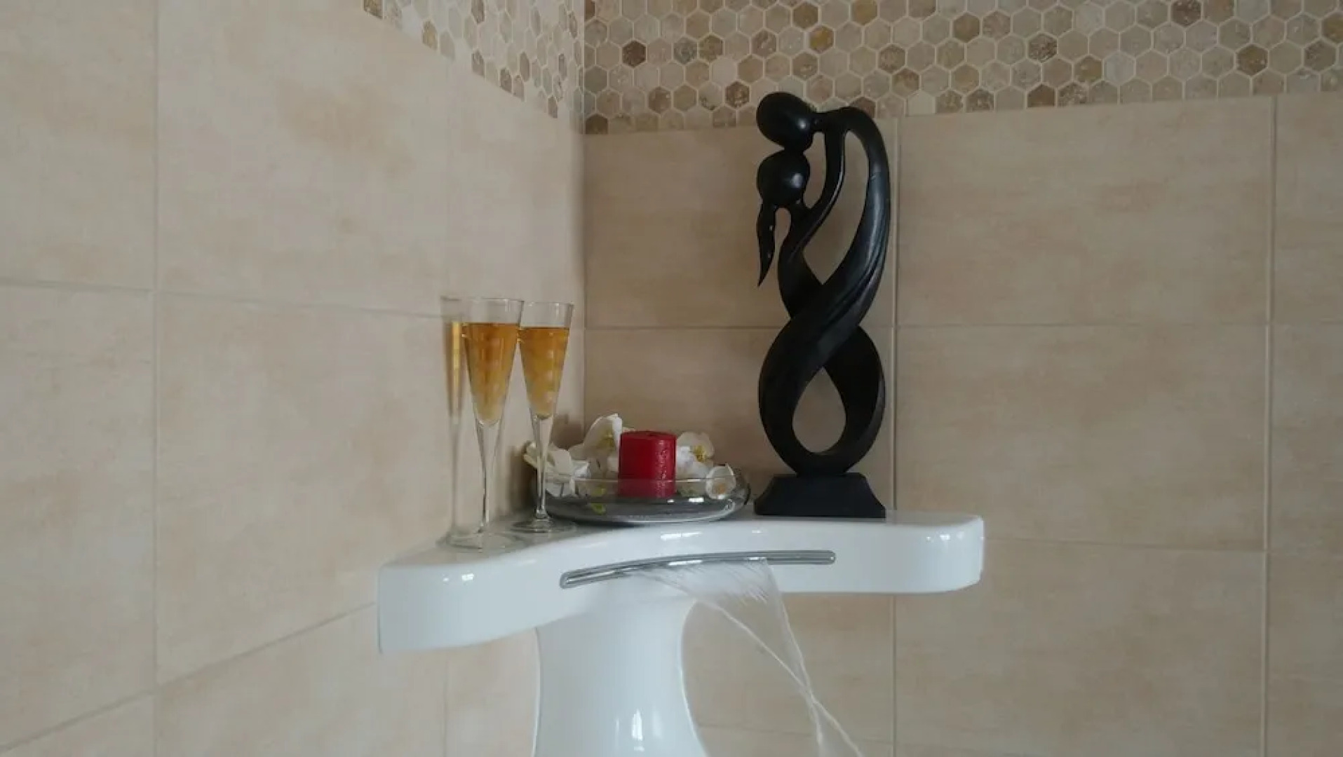 EpicuRooms - Maison d'Hôtes Romantique - Chambres à thème