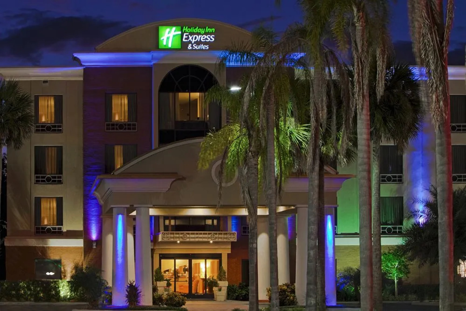 Holiday Inn Express & Suites Bartow