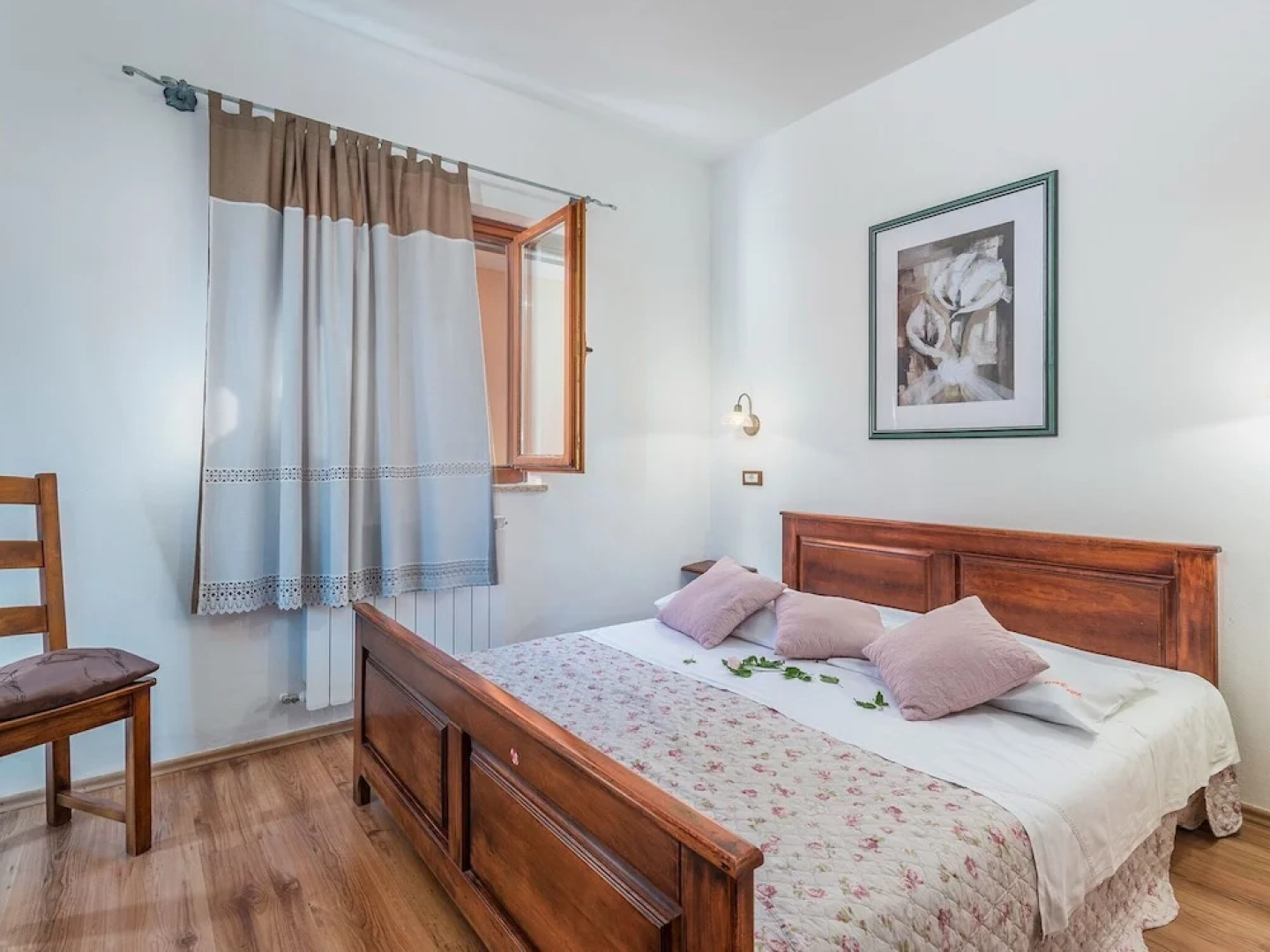 Rustically Furnished Villa With Swimming Pool and Spacious Yard Near Labin