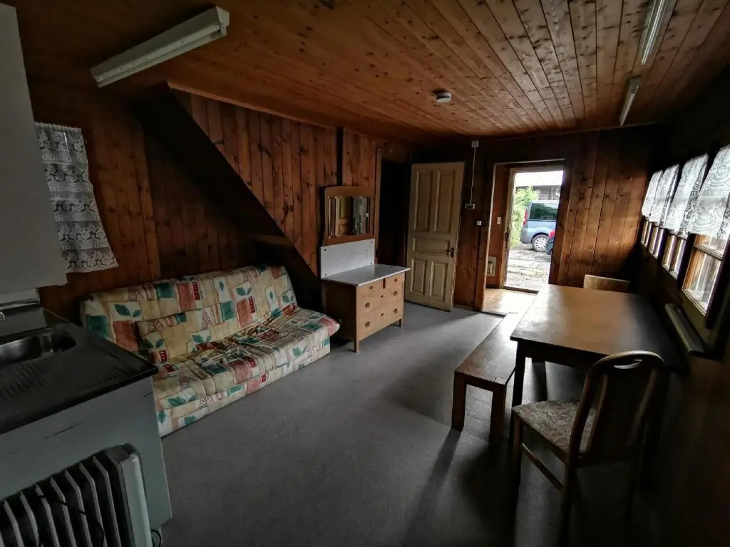 Berg - Hütte beim H O T E L Bahnhof Ausserberg