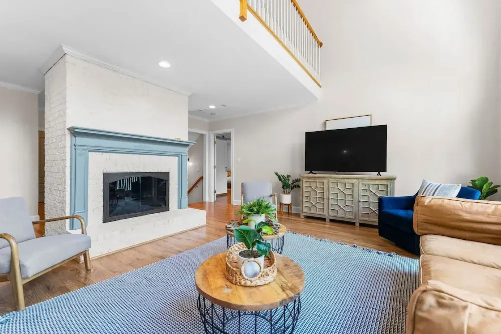 Shoreway Cove by Avantstay Waterfront Pool Dock