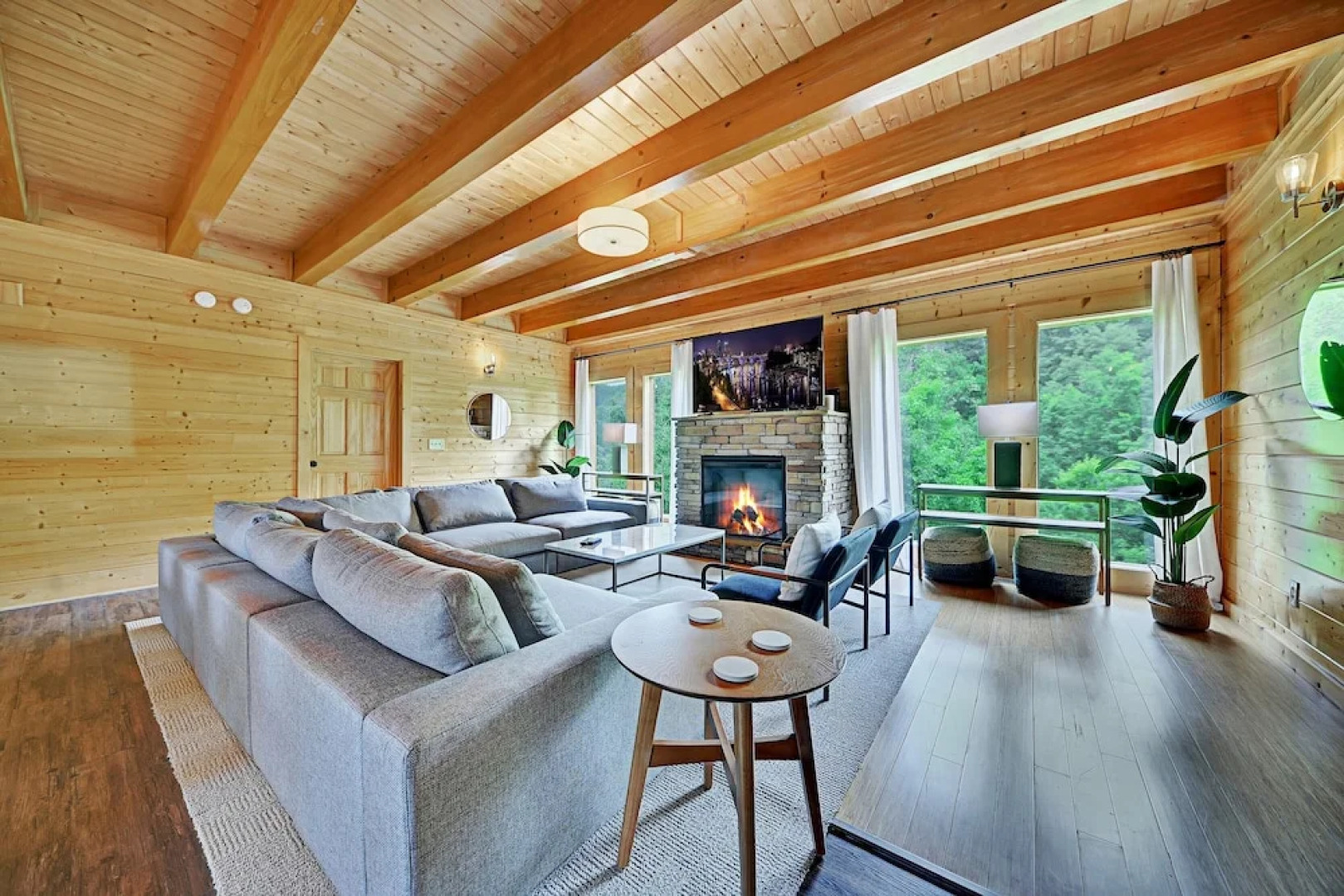 Java by Avantstay 12 Mins to Pigeon Forge + View