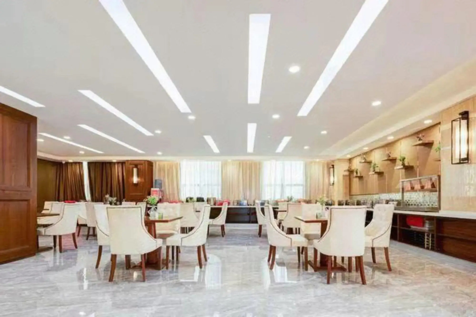 Jiuzhou International Hotel