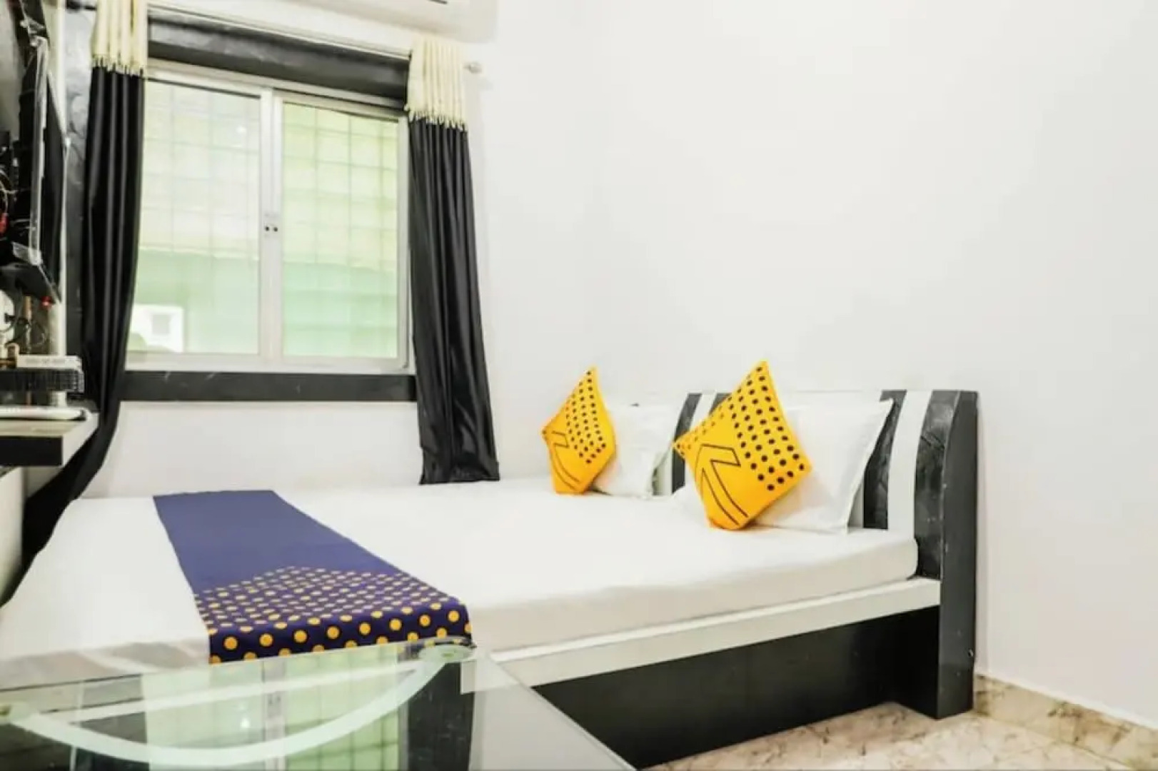 Goroomgo Hotel SONI Madhya Pradesh