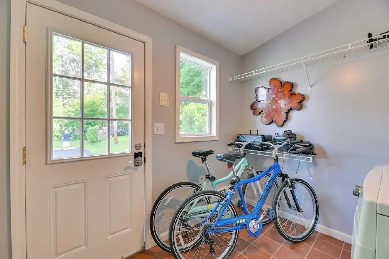 Walk to Parks & Dining: Cozy Canandaigua Home!