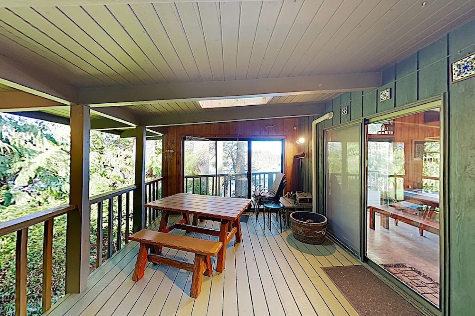 New Listing! Martys Lakehouse W/ Boat Dock 3 Bedroom Home