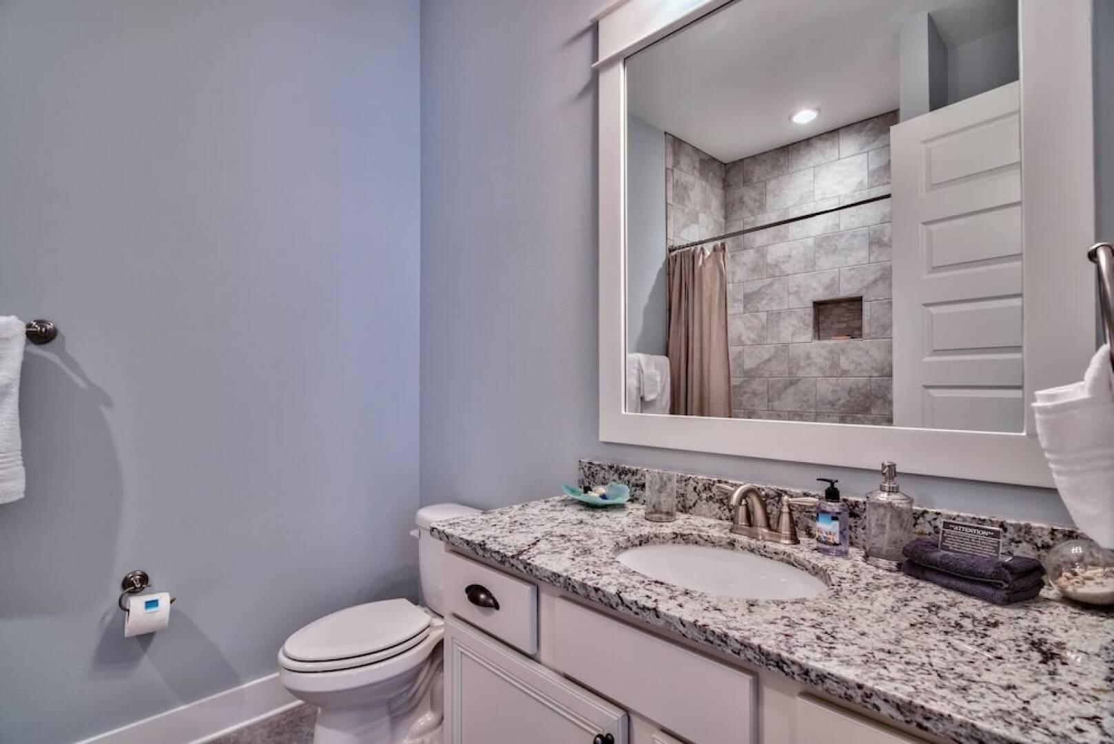 Coastal Cottage 3 Bedroom Condo By Coastal Dreamin